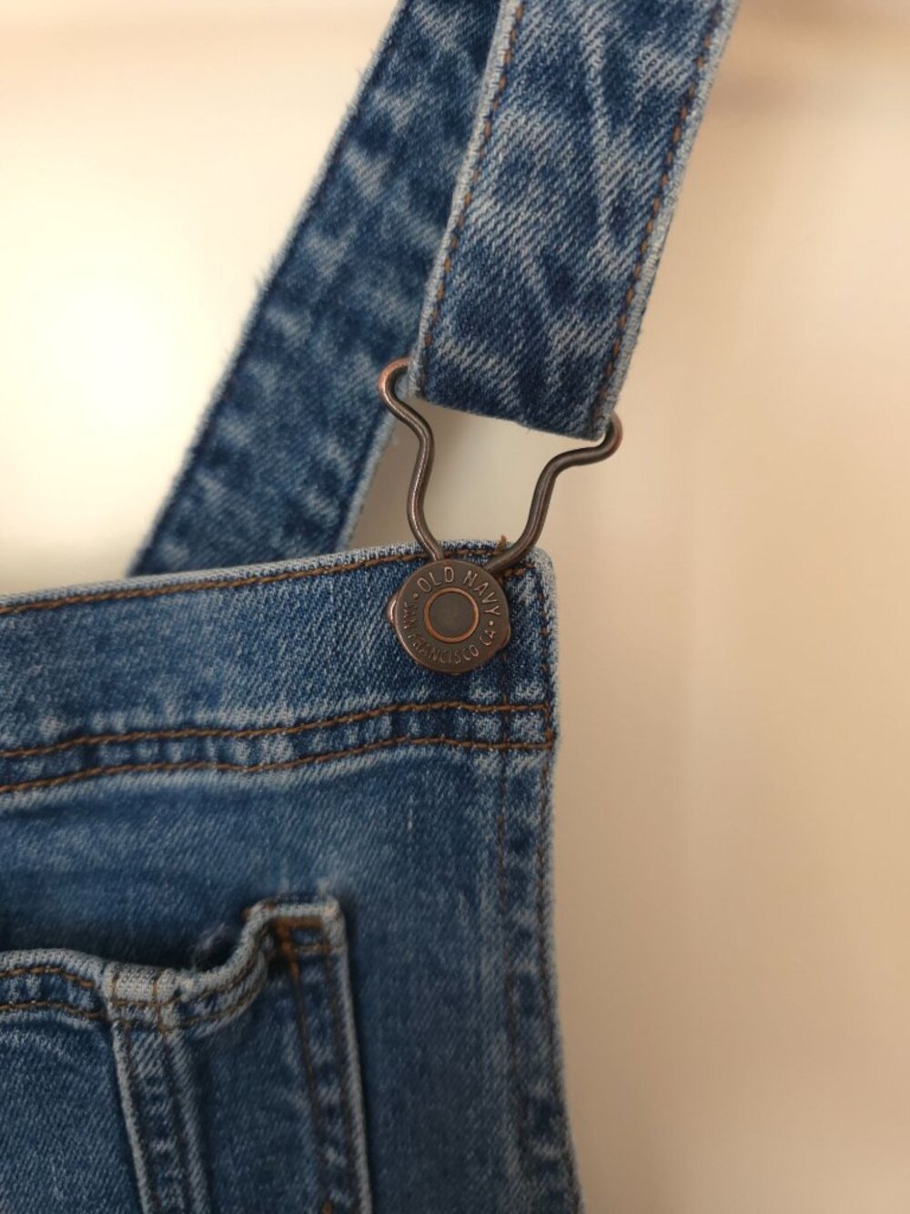 Old Navy Blue Denim Bib Overall Jeans w/ Side Zipper Women's Sz 12 - Picture 3 of 8